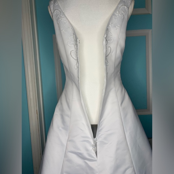 Michaelangelo T8615 Wedding Dress Satin A-line gown White Size 10 - Picture 10 of 11